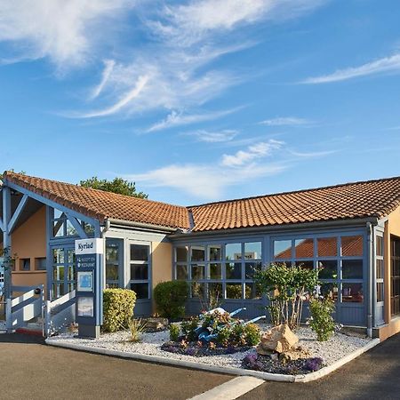 Kyriad Niort - La Creche Exteriör bild